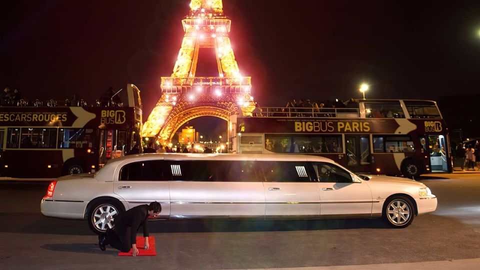 Paris: Romantic Limousine Tour - Limousine Features