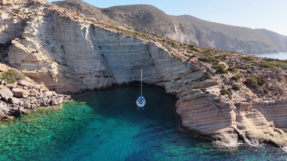 Paros Antiparos: Full-Day Sailing Cruise With Lunch & Drinks - Itinerary and Experience