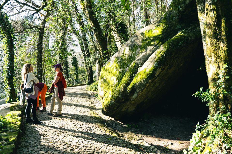 Pena Palace, Moorish Castle,Quinta Ad Regaleira:Walking Tour - Pickup and Drop-off