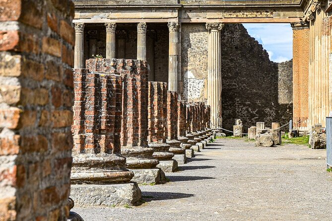 Pompeii, Naples and Capri Island From Rome Full-Day Guided Tour - Meeting Points and Schedule