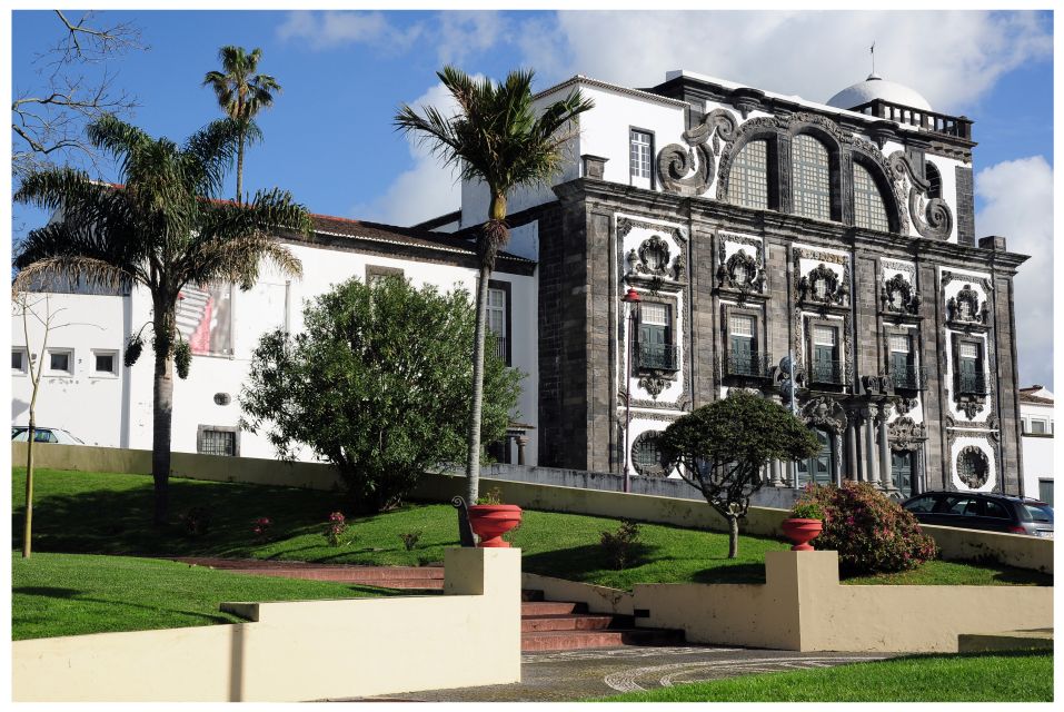 Ponta Delgada: Historical Walking Tour - Inclusions