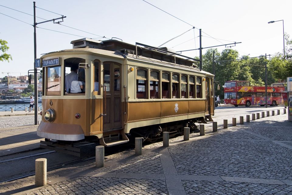 Porto City Tour With Lunch, River Cruise & Port Tasting - Itinerary Highlights