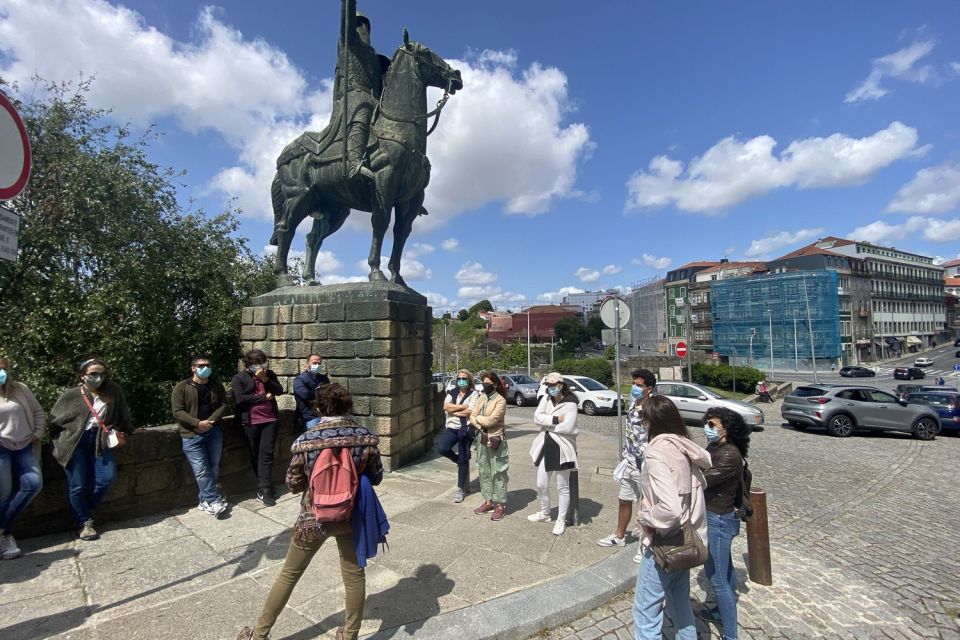 Porto: Historical Center Walking Tour - Itinerary Highlights