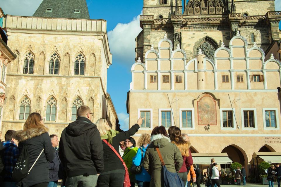 Prague: 3-Hour Old Town and Prague Castle Tour in German - Itinerary Highlights