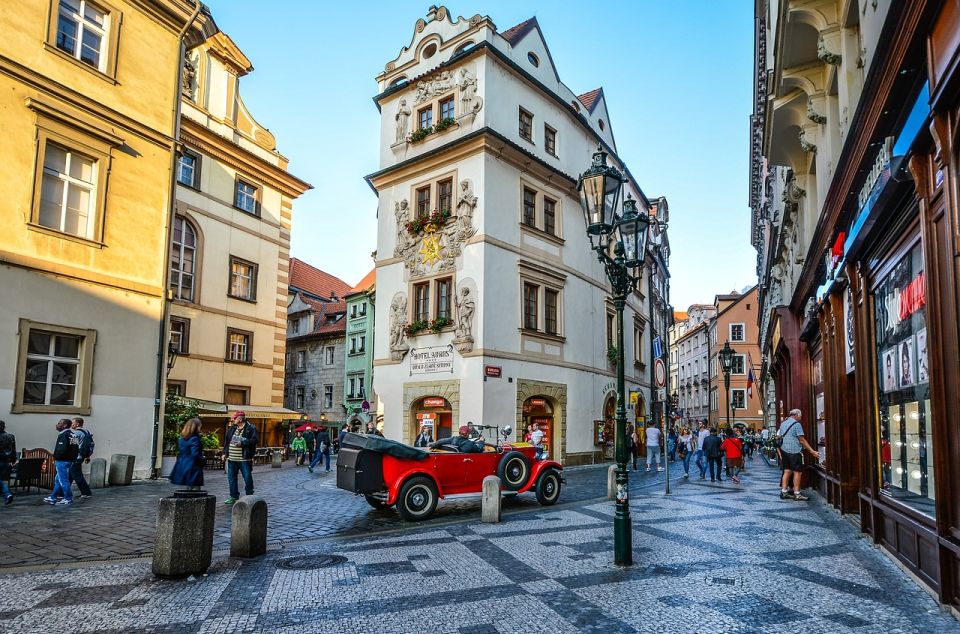 Prague : Bachelor Party Outdoor Smartphone Game - Booking and Cancellation