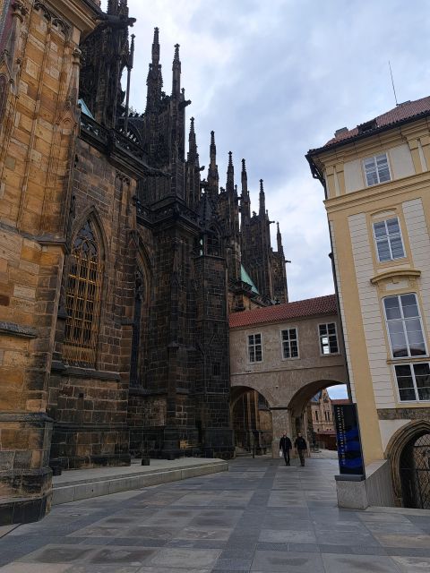 Prague Castle and Interiors, With Entrance - Guided Tour Details