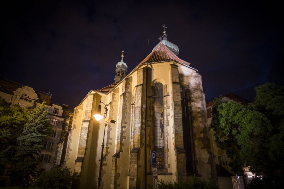 Prague: Ghosts and Legends of the Old Town Evening Tour - Experience Highlights