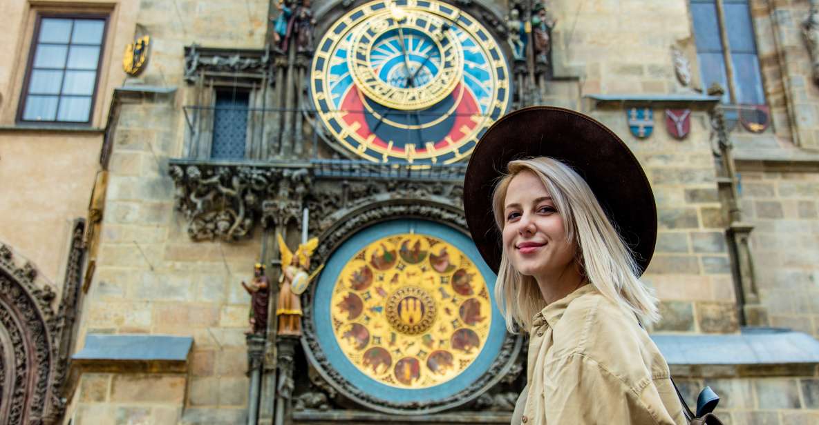 Prague: Professional Photoshoot at Prague Old Town - Experience Highlights