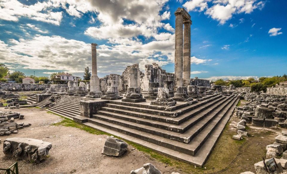 Priene, Miletos and Didyma Tour With Lunch - Exploring Priene