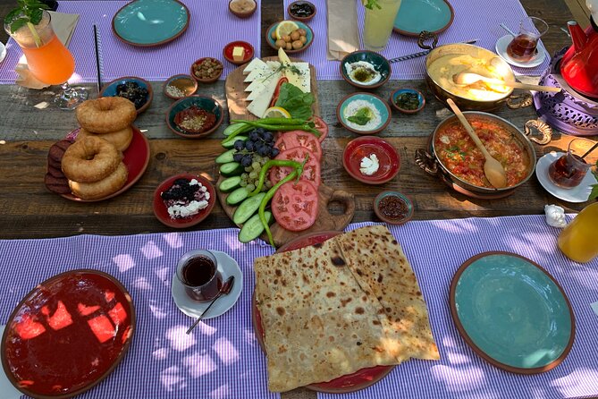 Private and Guided Food and Culinary Tour of Istanbul - Guided Tour of Open-Air Markets