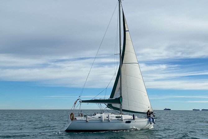 Private Boat Tour Along the Coast of Valencia - Accessibility and Participation