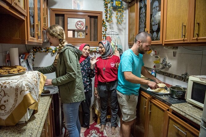 Private Cairo: Home Cooked Experience With a Local Family - Meeting Point and Transportation