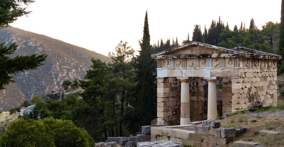 Private Day Tour Delphi and Village of Arachova From Athens - Itinerary Highlights