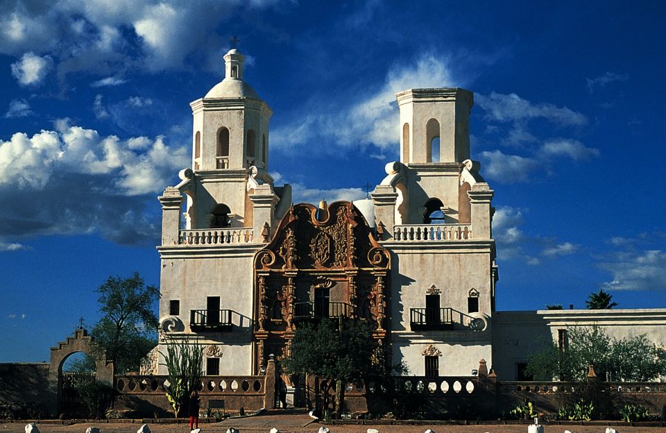 Private Guided Tour of Tombstone and San Xavier Del Bac - Touring the Sonoran and Chihuahuan Deserts