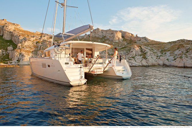 Private Morning Tour Lagoon 400-380 Sailing in Santorini ,Lunch, Drink, Transfer - Inclusions Details