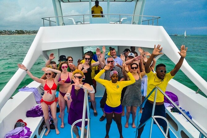 Private Party Boat Tour From Punta Cana With Drinks - Inclusions and Amenities