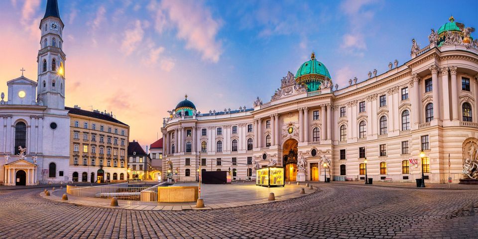 Private Sightseeing Transfer Prague - Vienna - Inclusions in the Transfer