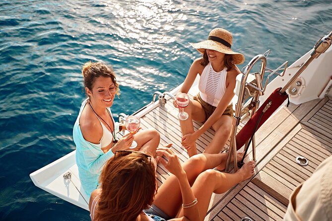 Private Sunset Cruise to Cape Sounio & the Athenian Riviera - Inclusions and Amenities