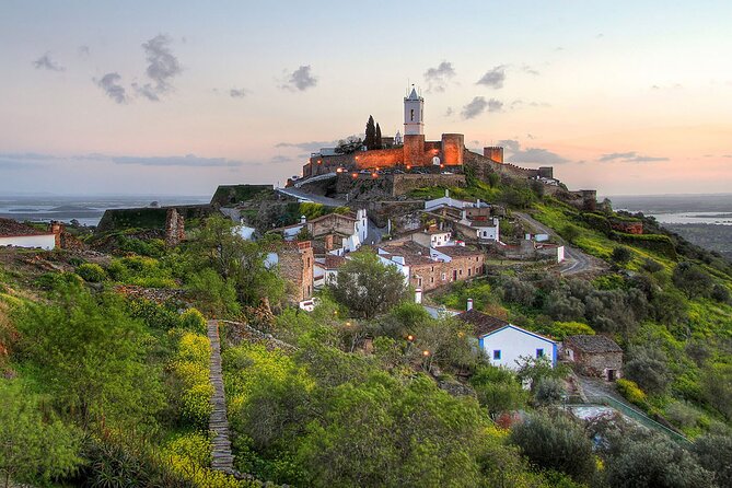 Private Tour in Evora and Monsaraz With Wine Tasting - Highlights of Évora