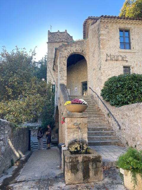 Private Tour of Saint Guilhem and the Devils Bridge - Itinerary Highlights