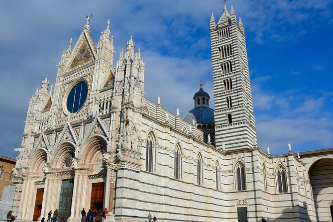 Private Tuscany Tour: Siena, San Gimignano and Chianti Day Trip - Medieval Architecture of San Gimignano