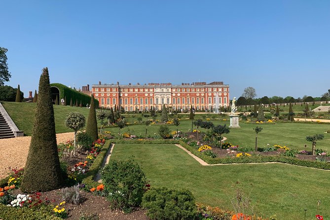 Private Vehicle To Hampton Court Palace From London With Admission Tickets - Logistics and Transportation