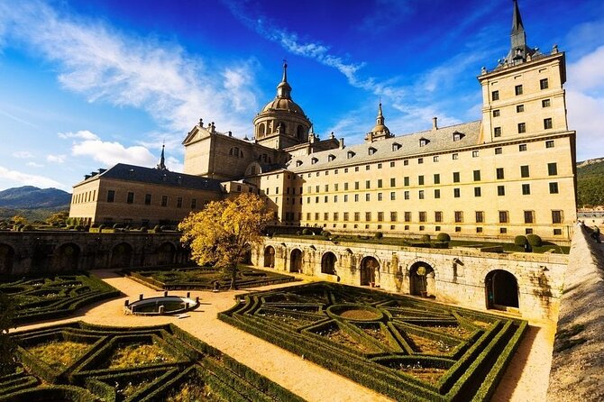 Private VIP Visit El Escorial Palace, Monastery, Villa & Garden - Palace and Monastery Exploration