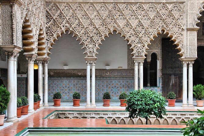 Private Visit to the Real Alcazar of Seville (Tickets Included) - Tour Duration and Scheduling