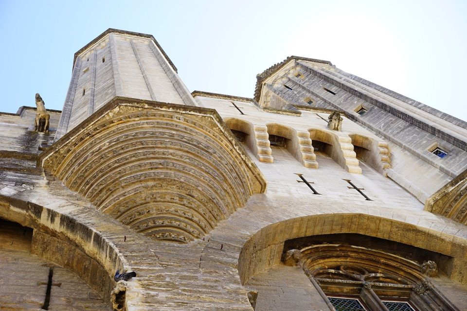 Private Walking Tour of Avignon - Discovering Avignons Cultural Riches