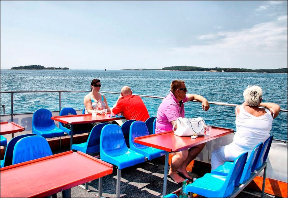 Pula: Harbor Cruise With Unlimited Drinks - Cruise Experience Highlights