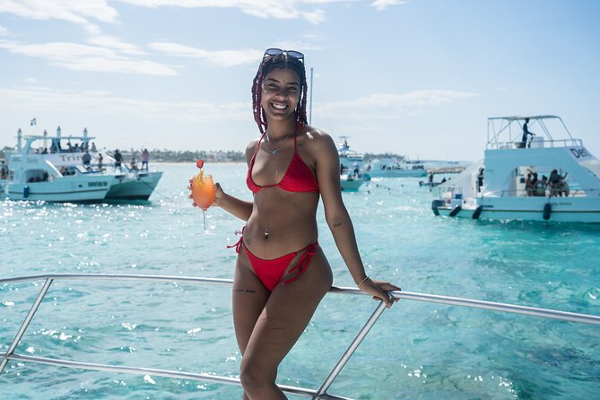 Punta Cana: Catamaran Tour With Open Bar and Reef Snorkelling - Guest Experiences and Feedback