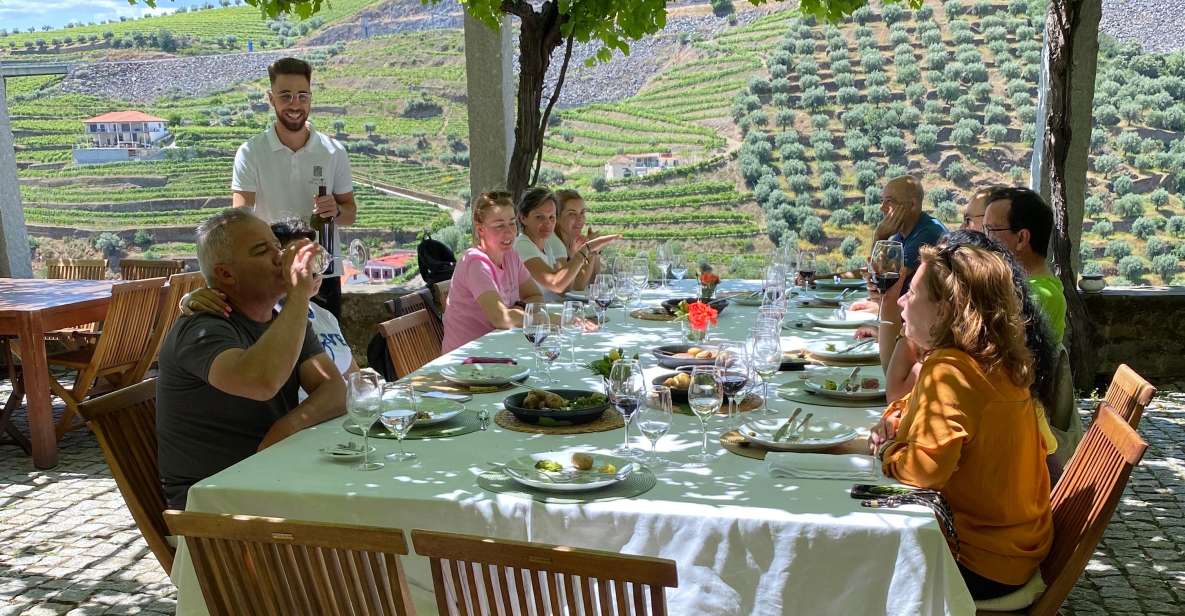 Quinta Do Vallado: Walking With Full Lunch and Wine Tasting - Highlights of the Walking Tour