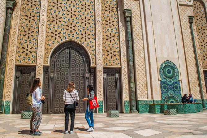 Religious Casablanca: Private Spiritual Tour Including Hassan II Mosque Visit - Discovering the Mellah Neighborhood