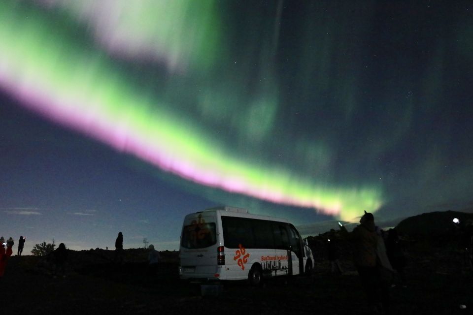 Reykjavik: Northern Lights Photo Tour & Aurora Center Ticket - Inclusions