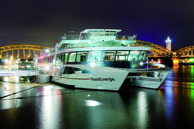 Rhine River Evening Panorama Cruise in Cologne - Dining and Onboard Amenities