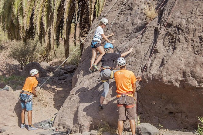 Rock Climbing From Beginners to Experts - Small Groups - Climbing Techniques for Beginners