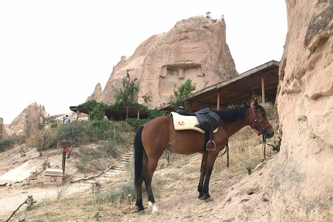 Rose Valley Sunset Hiking in Cappadocia With Hotel Pickup - Interaction With Locals