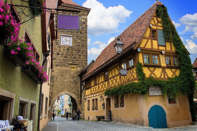 Rothenburg Ob Der Tauber Private Walking Tour With a Professional Guide - Customizable Experience