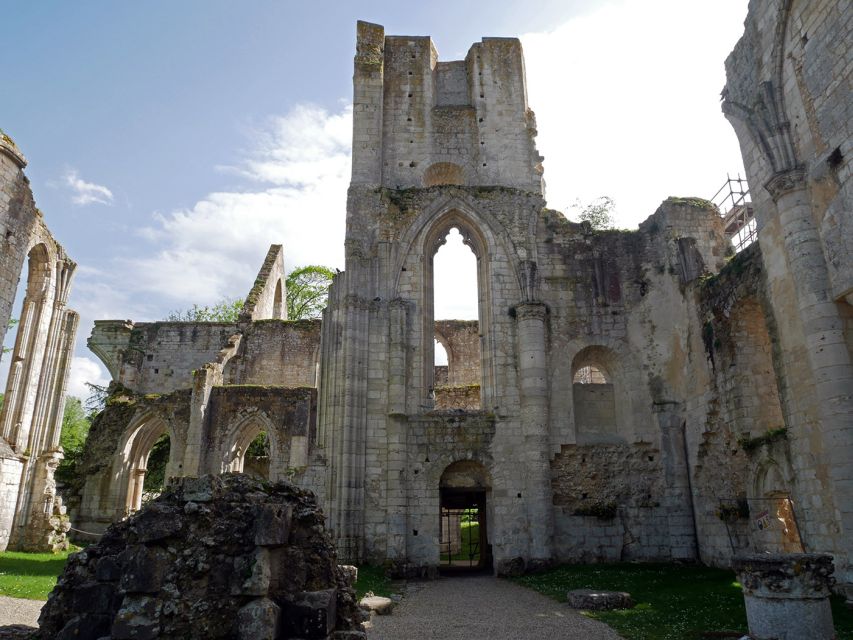 Rouen: Castles and Abbeys Private Full-Day Tour - Pickup and Transportation