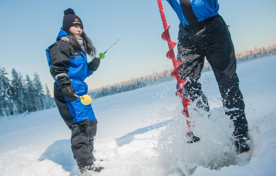 Rovaniemi: Guided Ice Fishing Experience - Drilling the Ice Hole