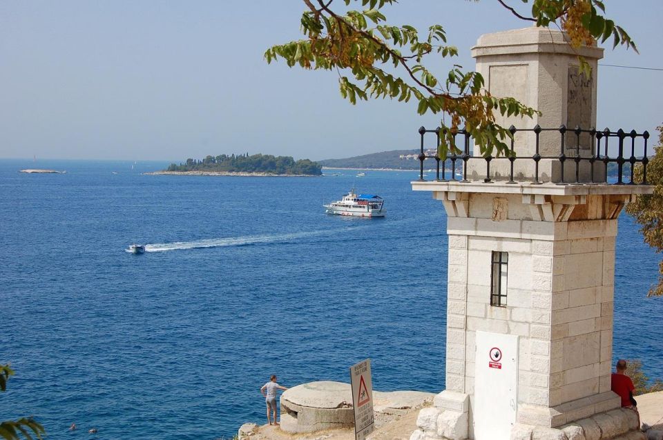 Rovinj: Private Medieval Rovinj Guided Walking Tour - Itinerary Highlights