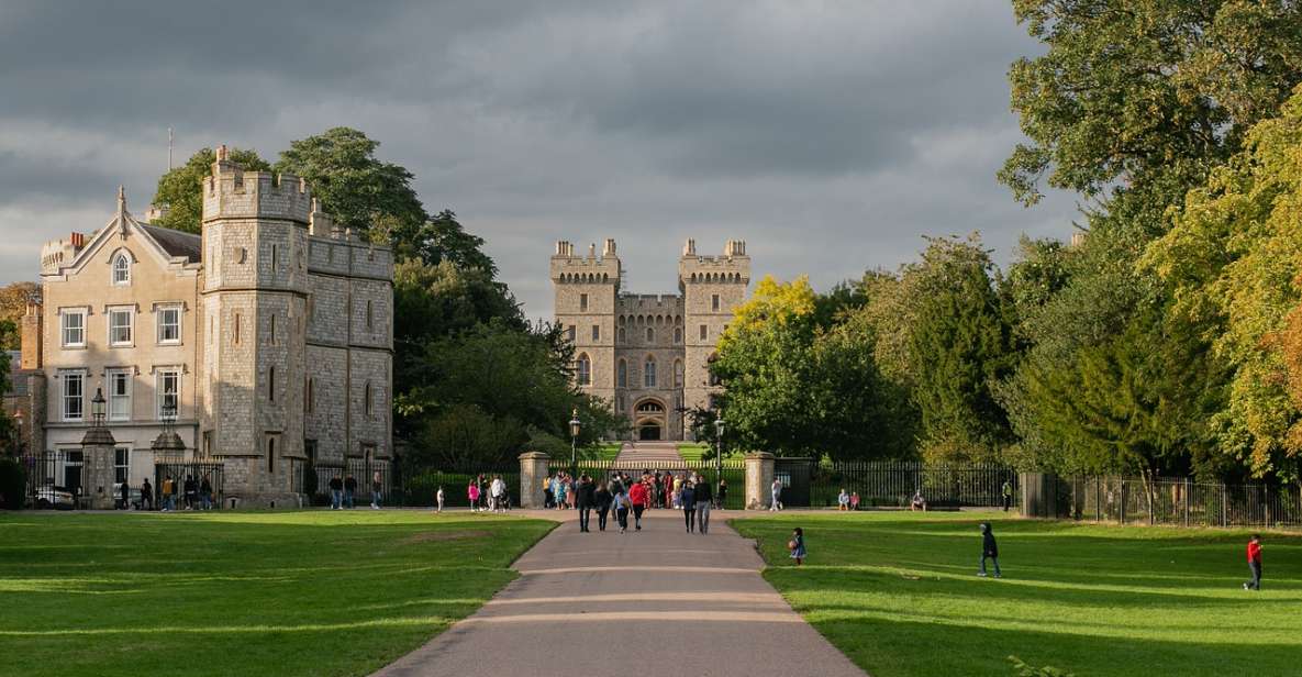 Royal Windsor Castle Tour Private Including Tickets - Itinerary Details