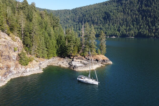 Sailing Charter Around Vancouver Harbour Private Tour - Amenities