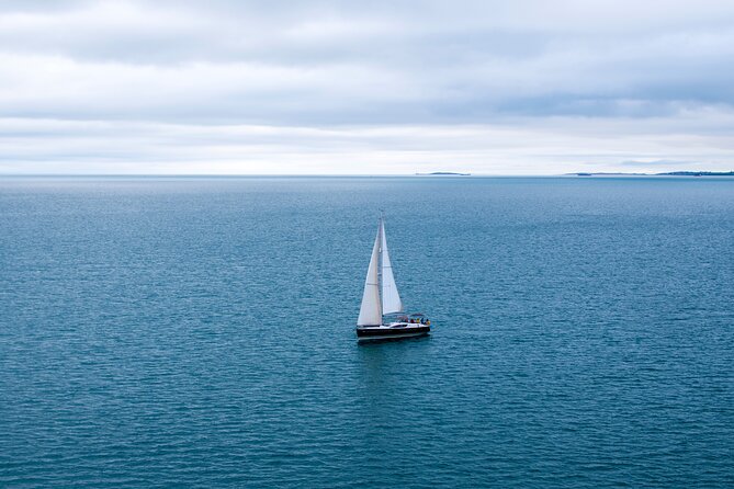 Sailing In The Wake Of Giants - Undivided Attention From the Captain