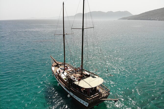 Sailing the Saronic Gulf: Agistri, Moni & Aegina All-Day Cruise - Visiting the Islands