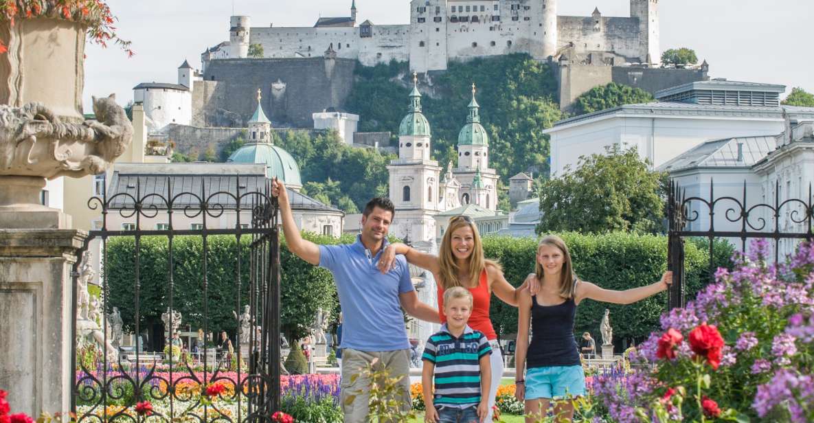 Salzburg: Scavenger Hunt for Families (Self-Guided Citywalk) - Puzzle Rally Box Contents