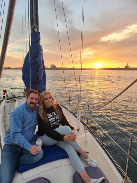 San Diego: 2 Person Private Sailing Cruise With Snacks - Classic Sailing Yacht