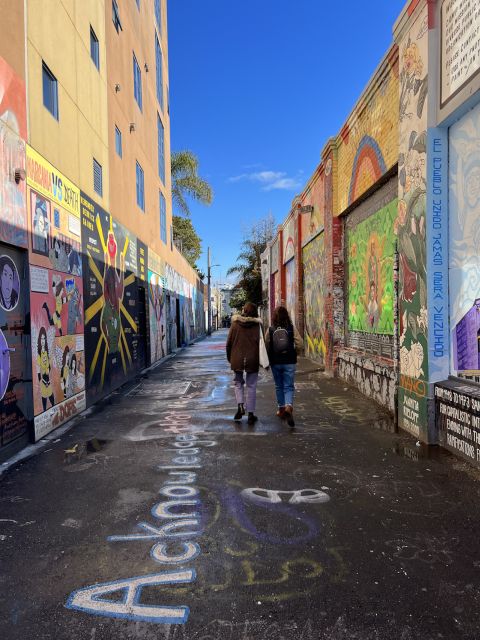 San Francisco: Mission and Castro Districts Tour in French - Neighborhoods Explored