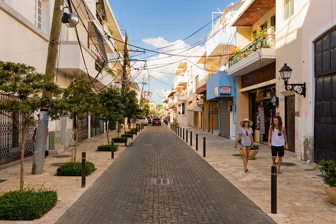 Santo Domingo Small Group Walking Tour, Specialty Coffee and Beer - Meeting and Pick-Up Information