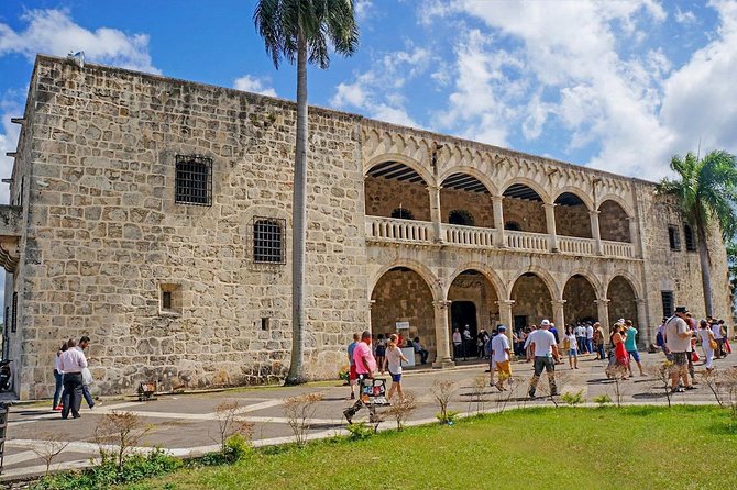 Santo Domingo Tour From Punta Cana - Zona Colonial, Los Tres Ojos - Traveler Information